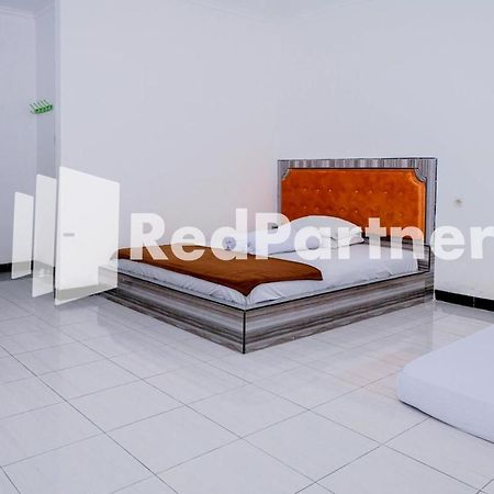 Villa Ikhbar Ciletuh Redpartner Cilowa Dış mekan fotoğraf