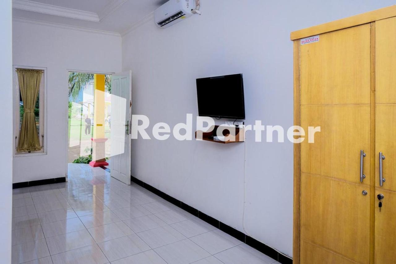 Villa Ikhbar Ciletuh Redpartner Cilowa Dış mekan fotoğraf